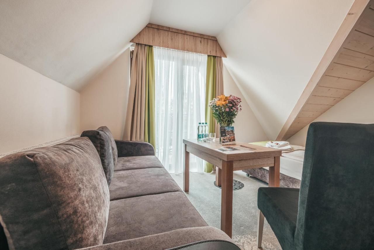Grand Tatry - Miejsce Na Wyjatkowy Pobyt Dla Ciebie I Twojej Rodziny! - Sauna I Jacuzzi Wliczone W Cene Pobytu -10 Minut Pieszo Od Term Bania Bialka Tatrzanska 外观 照片